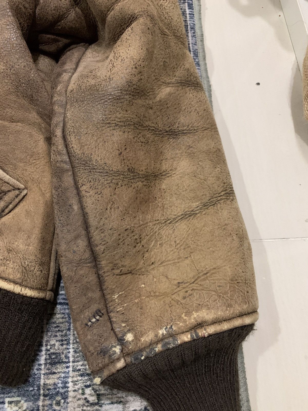Schott × Vintage Vintage 80’s Schott B-6 Sheepskin Flight Leather Jacket Size US S / EU 44-46 / 1 - 7 Thumbnail
