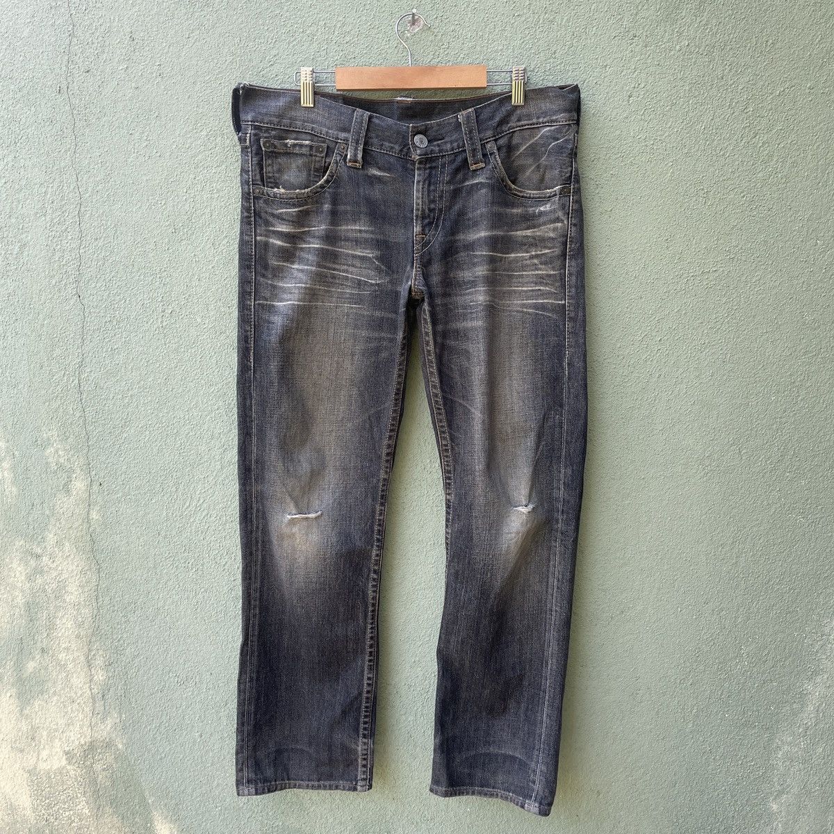 image of Distressed Denim x Levis Vintage Levi’S 502 Distressed 5 Pocket Denim Jeans Pants in Faded Black (S