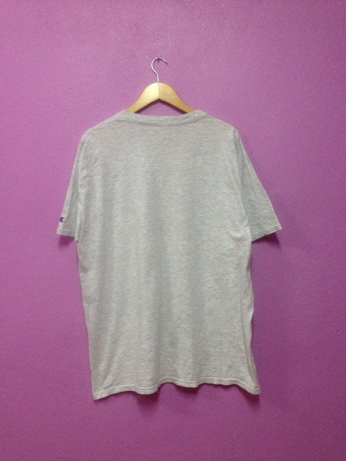 Champion Champion T-Shirts Size Large Size US L / EU 52-54 / 3 - 2 Thumbnail