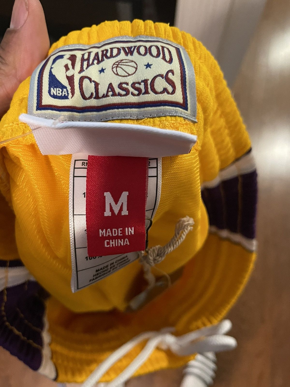 Mitchell & Ness Mitchell & Ness Lakers Shorts Size US 32 / EU 48 - 3 Thumbnail