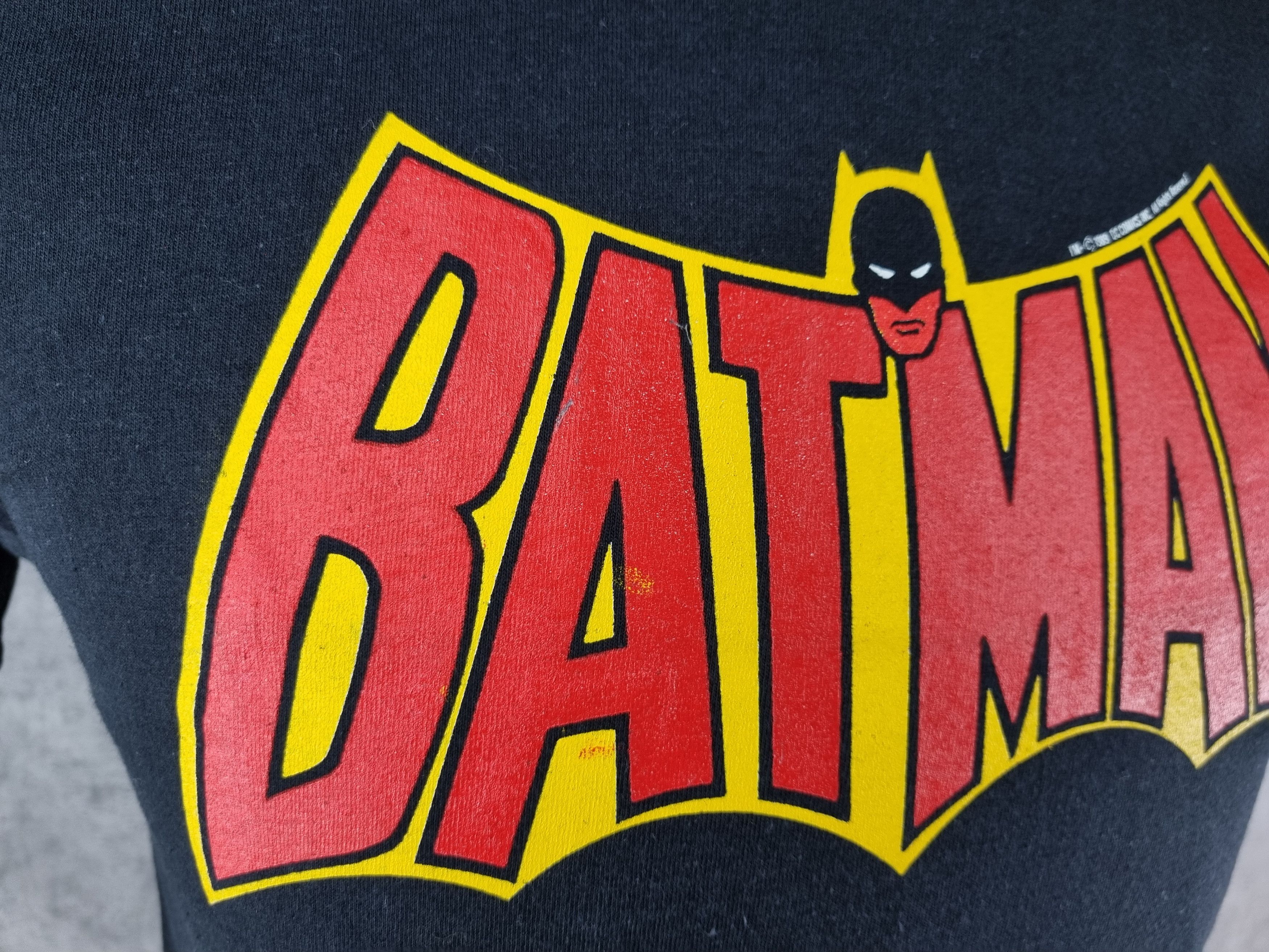 DC Comics × Vintage 1989 single stitch Batman Red Logo death stock tee Size US M / EU 48-50 / 2 - 4 Thumbnail