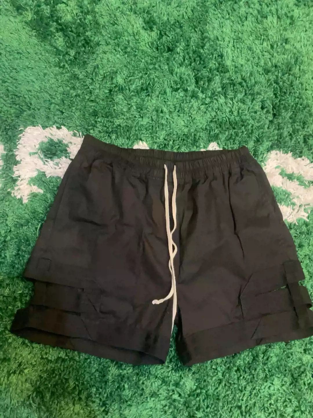 image of Rick Owens 22Ss Cutout Shorts, Men's (Size 34)