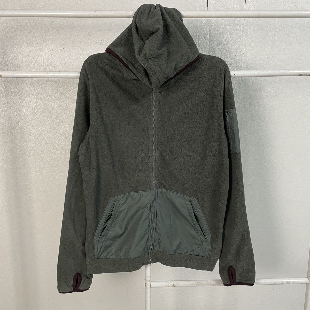 Undercover × Uniqlo Vintage Uniqlo X Undercover Zipper Ups Hoodies Sweater Size US M / EU 48-50 / 2 - 1 Thumbnail