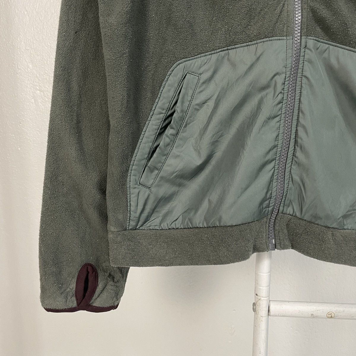 Undercover × Uniqlo Vintage Uniqlo X Undercover Zipper Ups Hoodies Sweater Size US M / EU 48-50 / 2 - 3 Thumbnail