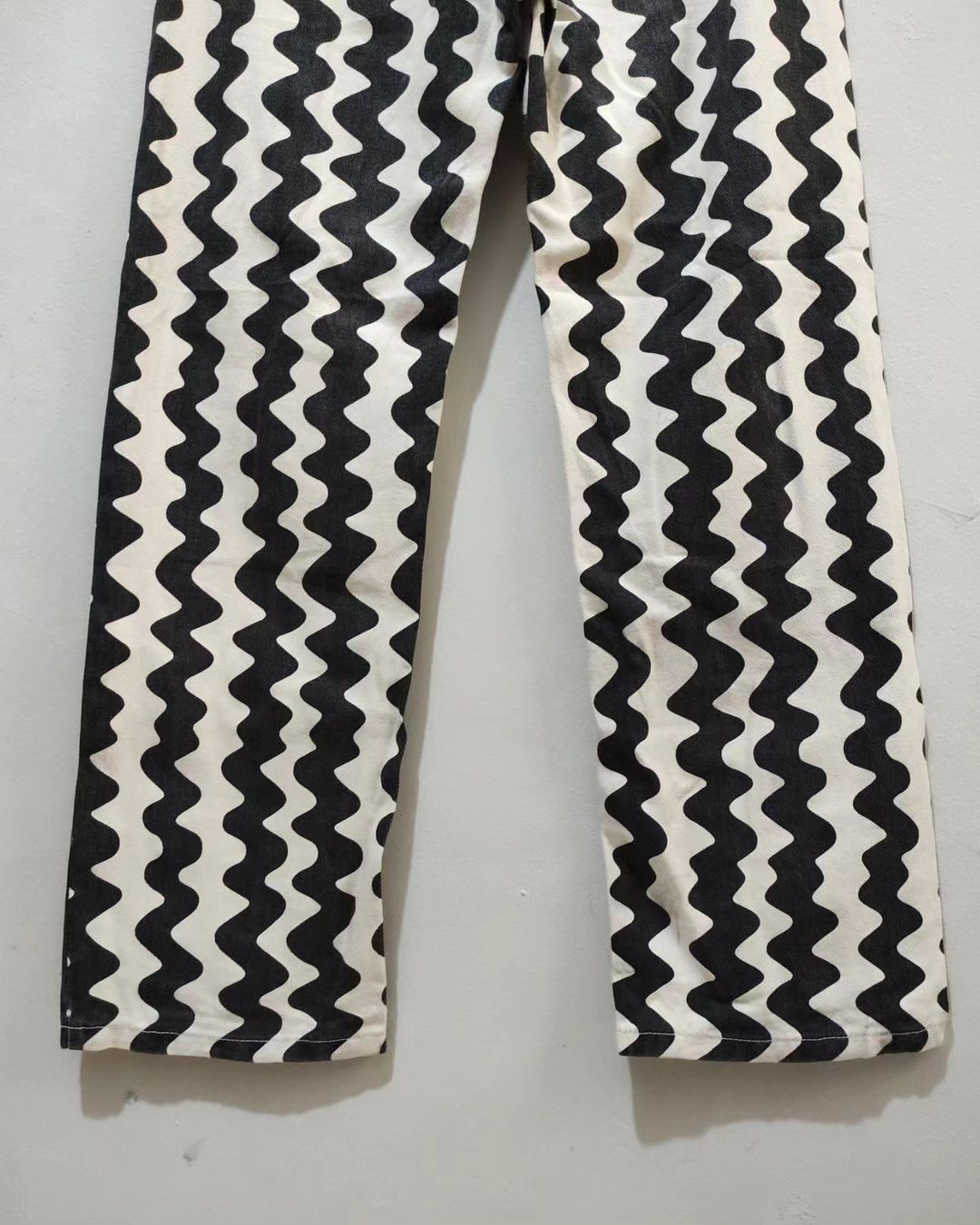Japanese Brand × Le Grande Bleu (L.G.B.) × Tornado Mart Shein Wavy Line Pattern Pant Size US 29 - 8 Thumbnail