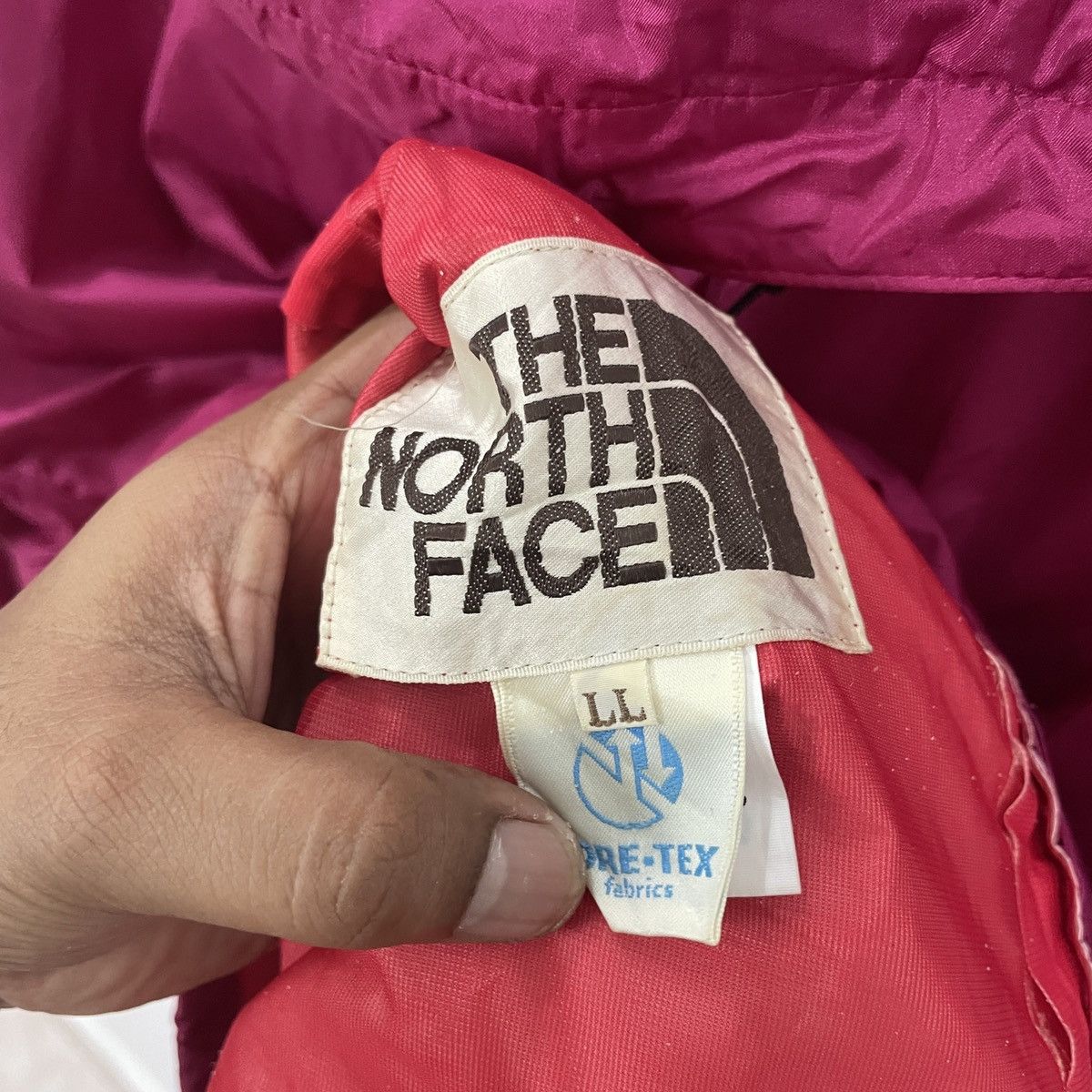 The North Face Vintage The North Face Hoodies Sweater Size US L / EU 52-54 / 3 - 5 Thumbnail