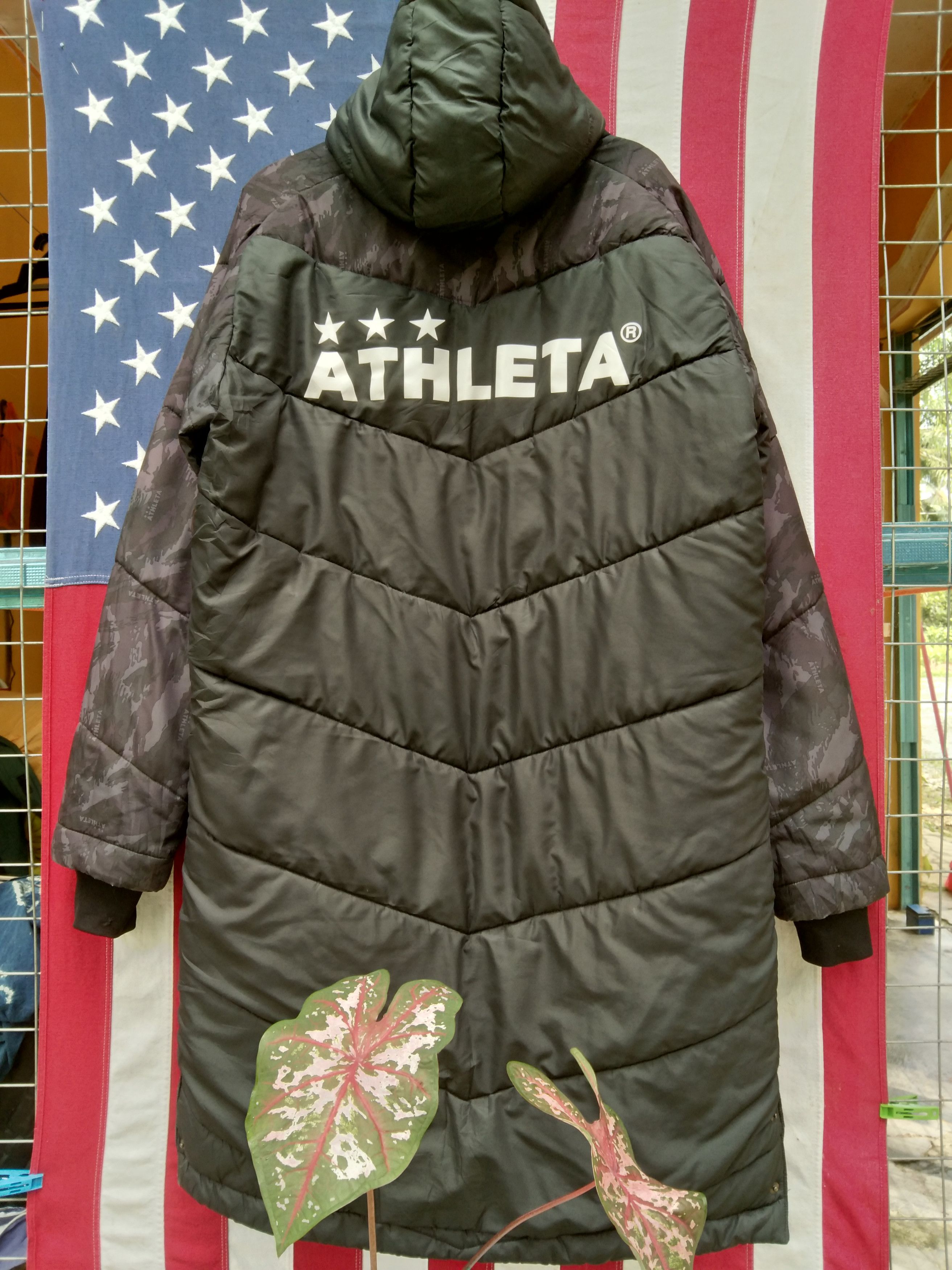 Sports Specialties ATHLETA HOODIE PARKA LONG JACKET Size US L / EU 52-54 / 3 - 1 Thumbnail