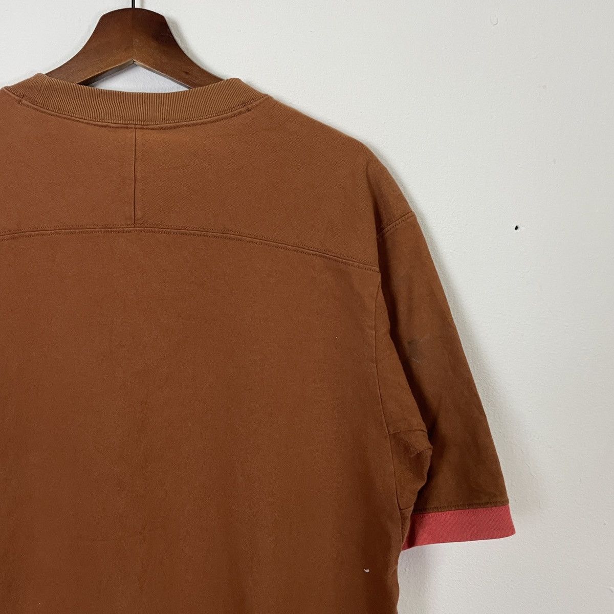 Undercover × Uniqlo Vintage Uniqlo X Undercover Tee Size US M / EU 48-50 / 2 - 9 Thumbnail