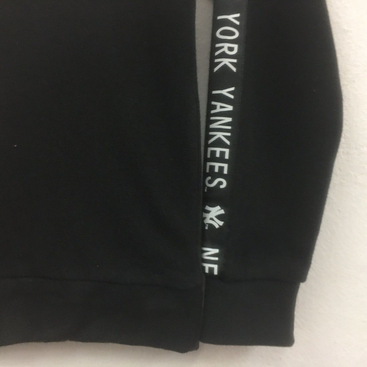 MLB × New York Yankees Vintage NY Yankees Sidetape Sweatshirt Crewneck Genuine Size US XXS / EU 40 - 4 Thumbnail