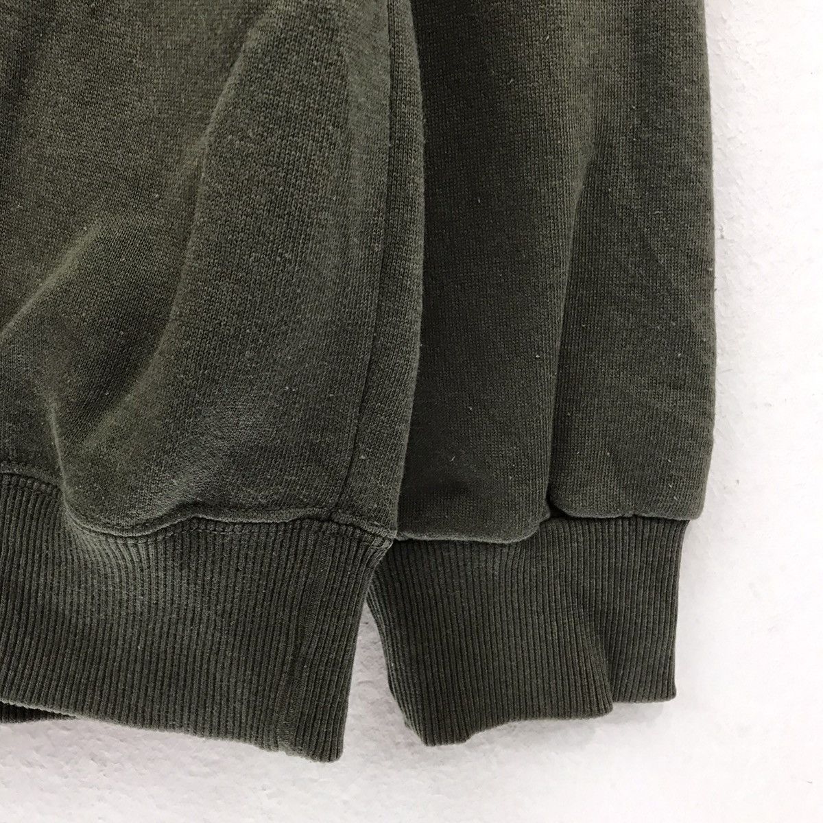 Vintage The Realm Sweatshirt Crewneck l Biglogo Spellout Surf Style Size US M / EU 48-50 / 2 - 6 Thumbnail