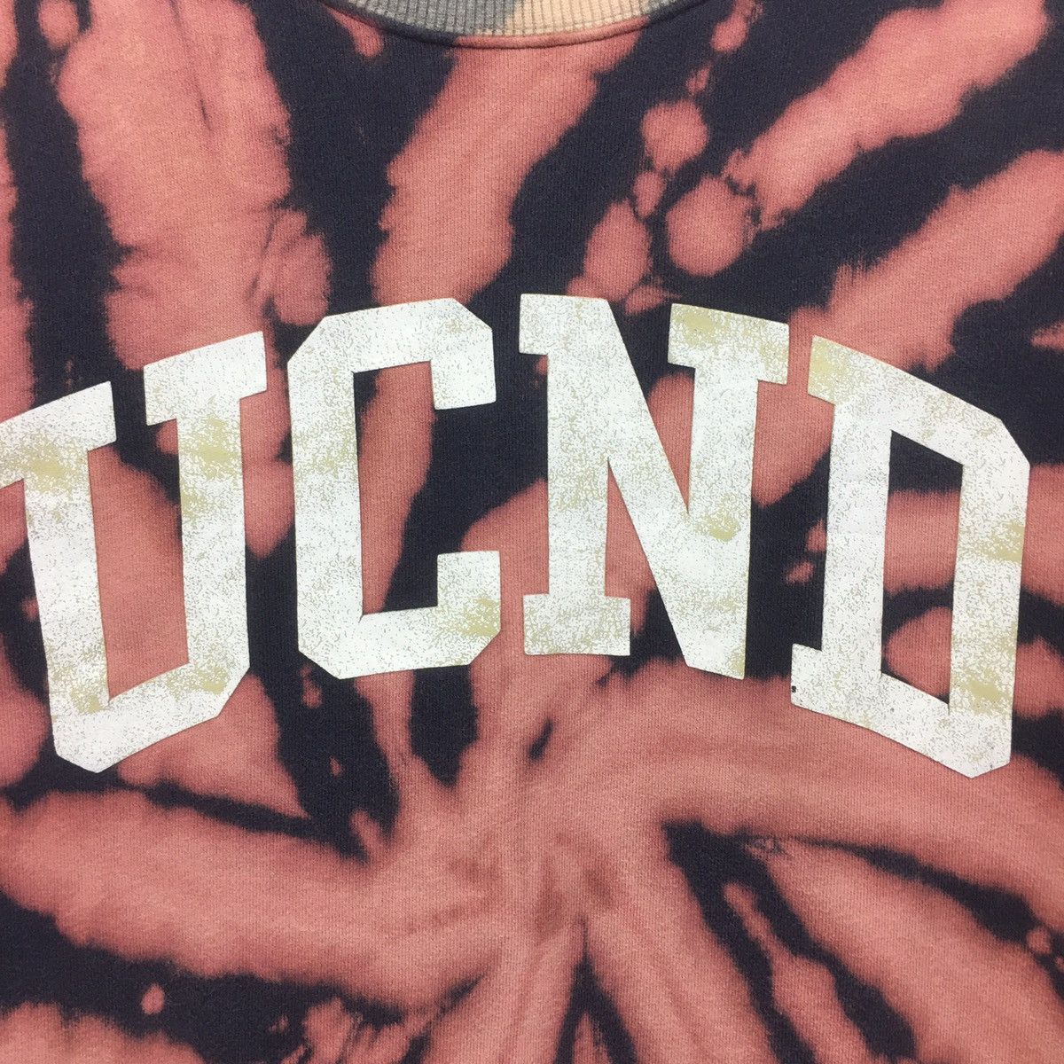 Champion TieDye Champion UCND University College of Northern Denmark Size US L / EU 52-54 / 3 - 8 Thumbnail