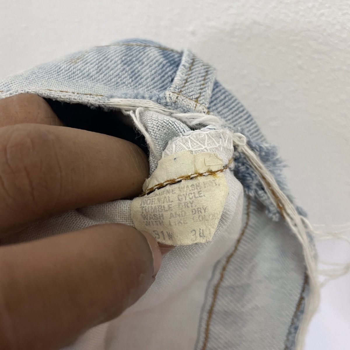 Levi's Vintage 90s Levis Distressed Denim Jeans Size US 30 / EU 46 - 7 Thumbnail