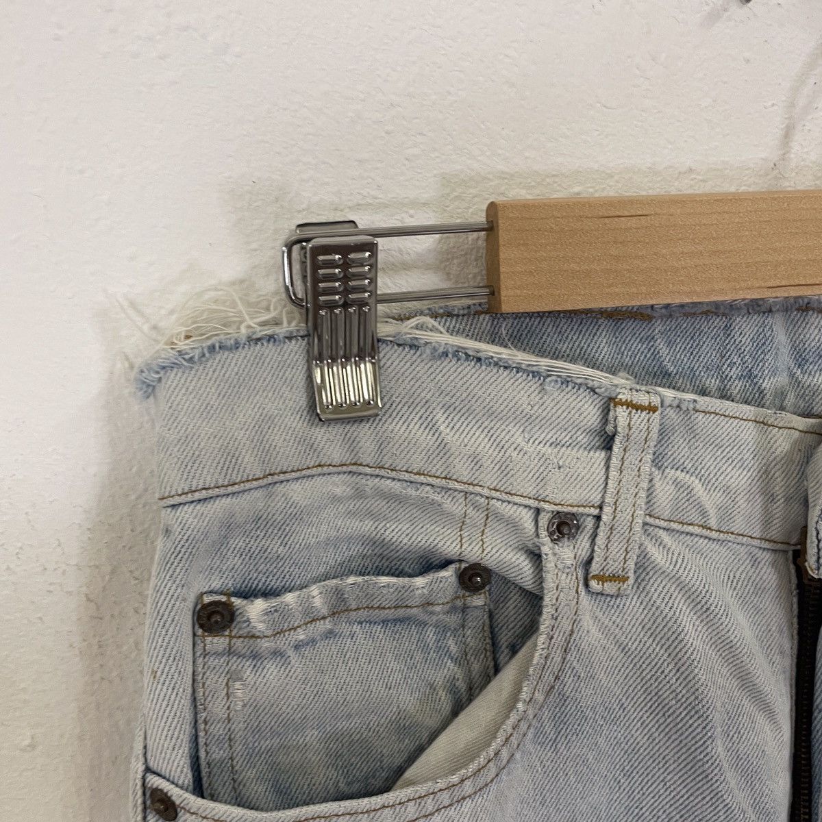Levi's Vintage 90s Levis Distressed Denim Jeans Size US 30 / EU 46 - 6 Thumbnail