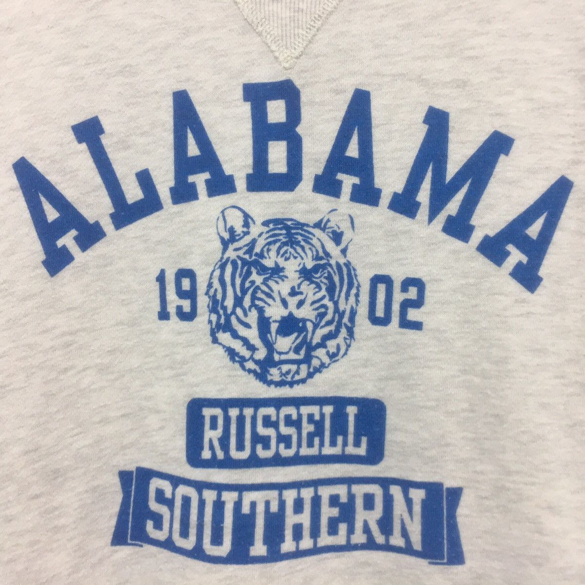 Russell Athletic × Vintage Vintage Russell Athletic Sweatshirt Tiger Spellout ALABAMA Size US M / EU 48-50 / 2 - 3 Thumbnail