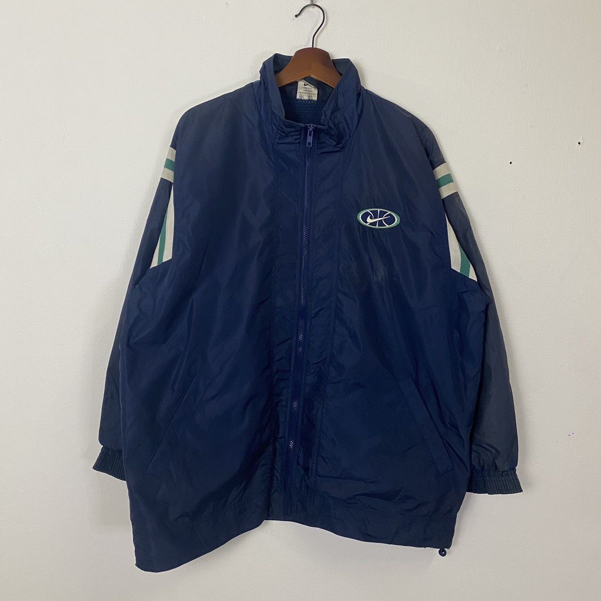 Nike vintage 90s nike windbreaker zipper jacket Size US XXL / EU 58 / 5 - 2 Thumbnail