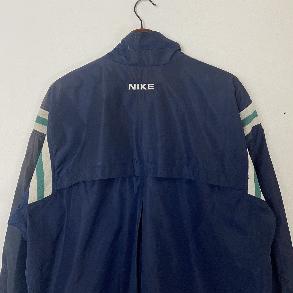 Nike vintage 90s nike windbreaker zipper jacket Size US XXL / EU 58 / 5 - 13 Thumbnail