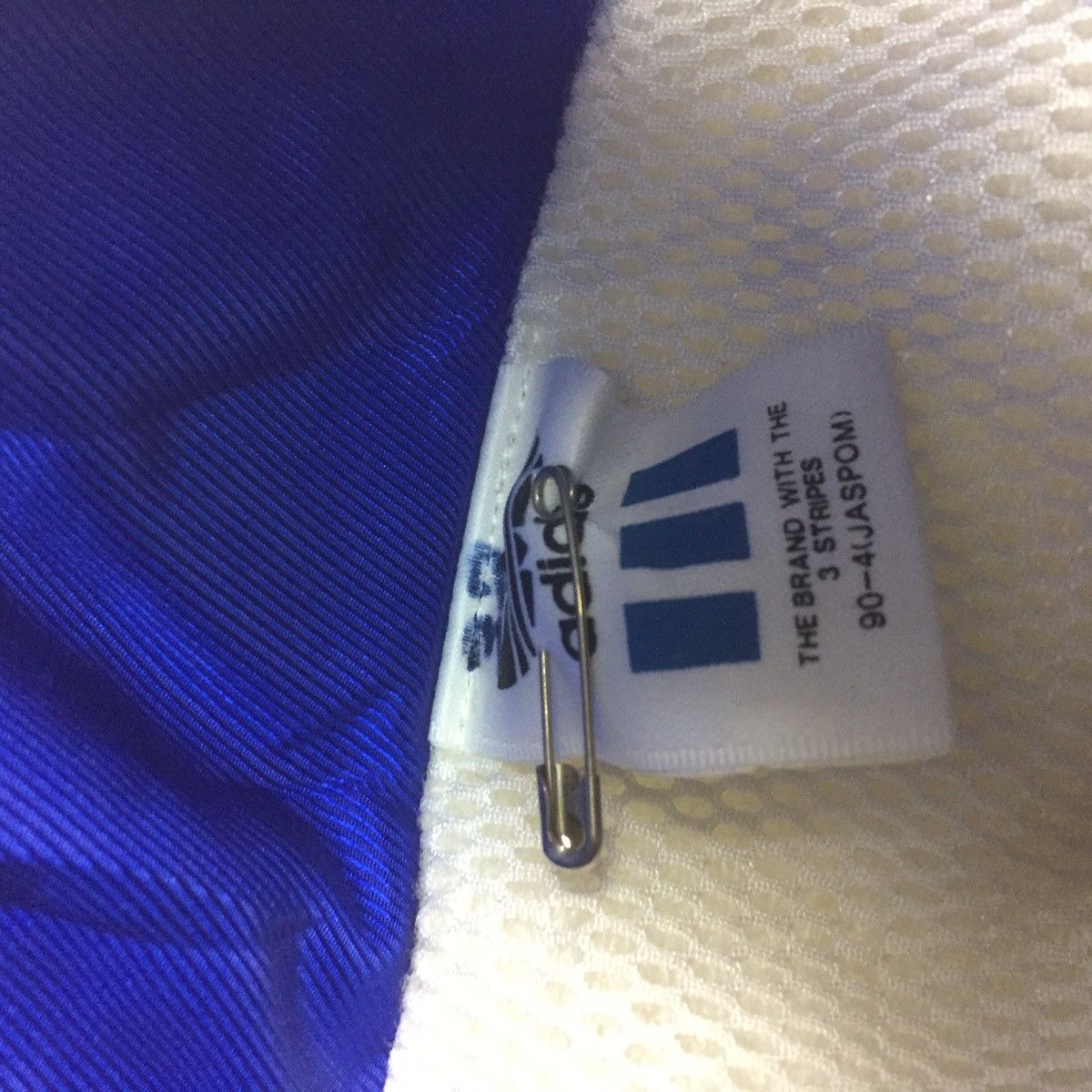Adidas Vintage 90s Adidas Big logo light jacket string waist Size US M / EU 48-50 / 2 - 4 Thumbnail