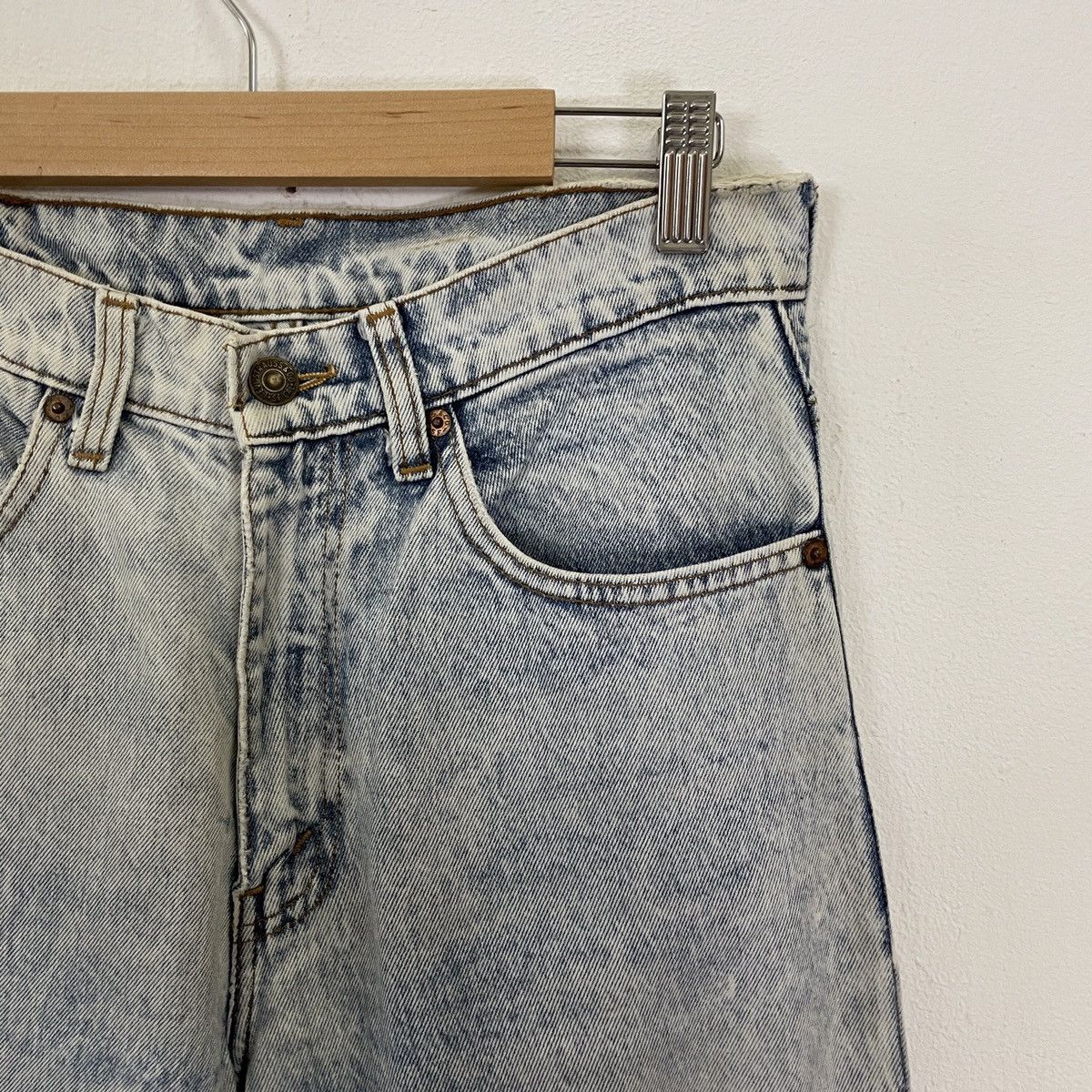 Levi's Vintage Levis Distressed Denim Jeans Size US 28 / EU 44 - 2 Thumbnail