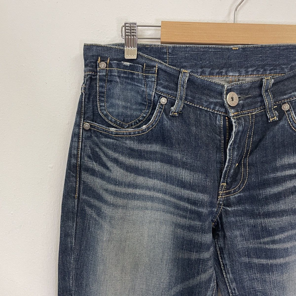 Levi's Vintage Levis Distressed Bootcut Flare Denim Jeans Size US 32 / EU 48 - 3 Thumbnail