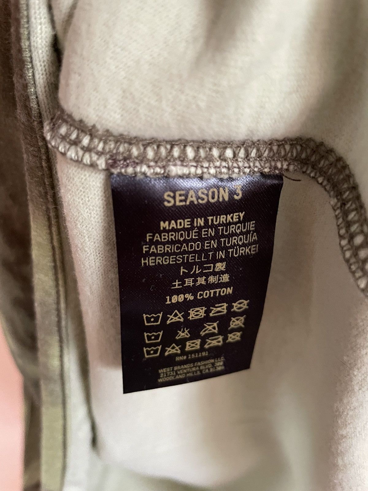 Yeezy Yeezy Season 3 Camo Oversized Heavy Top Size US M / EU 48-50 / 2 - 4 Thumbnail