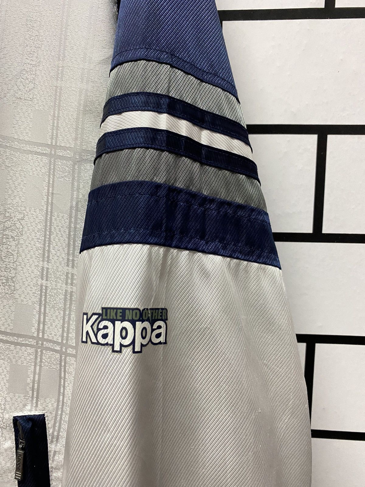 Kappa × Vintage Vintage 90’s Kappa Big Logo Windbreaker Waterproof Jacket Size US L / EU 52-54 / 3 - 14 Thumbnail