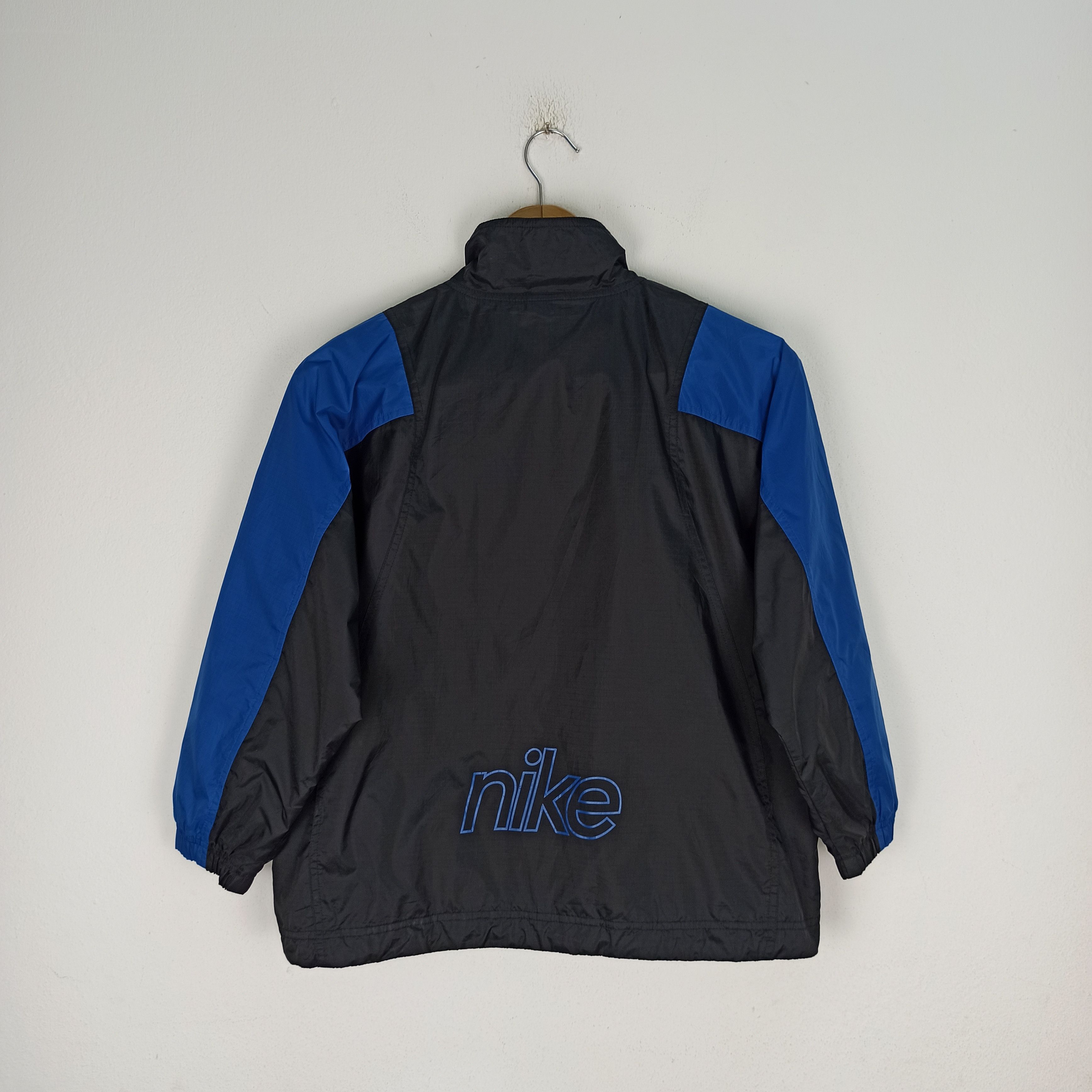 Nike 🔥Vintage🔥 Nike Jacket for Kids Size US S / EU 44-46 / 1 - 3 Thumbnail