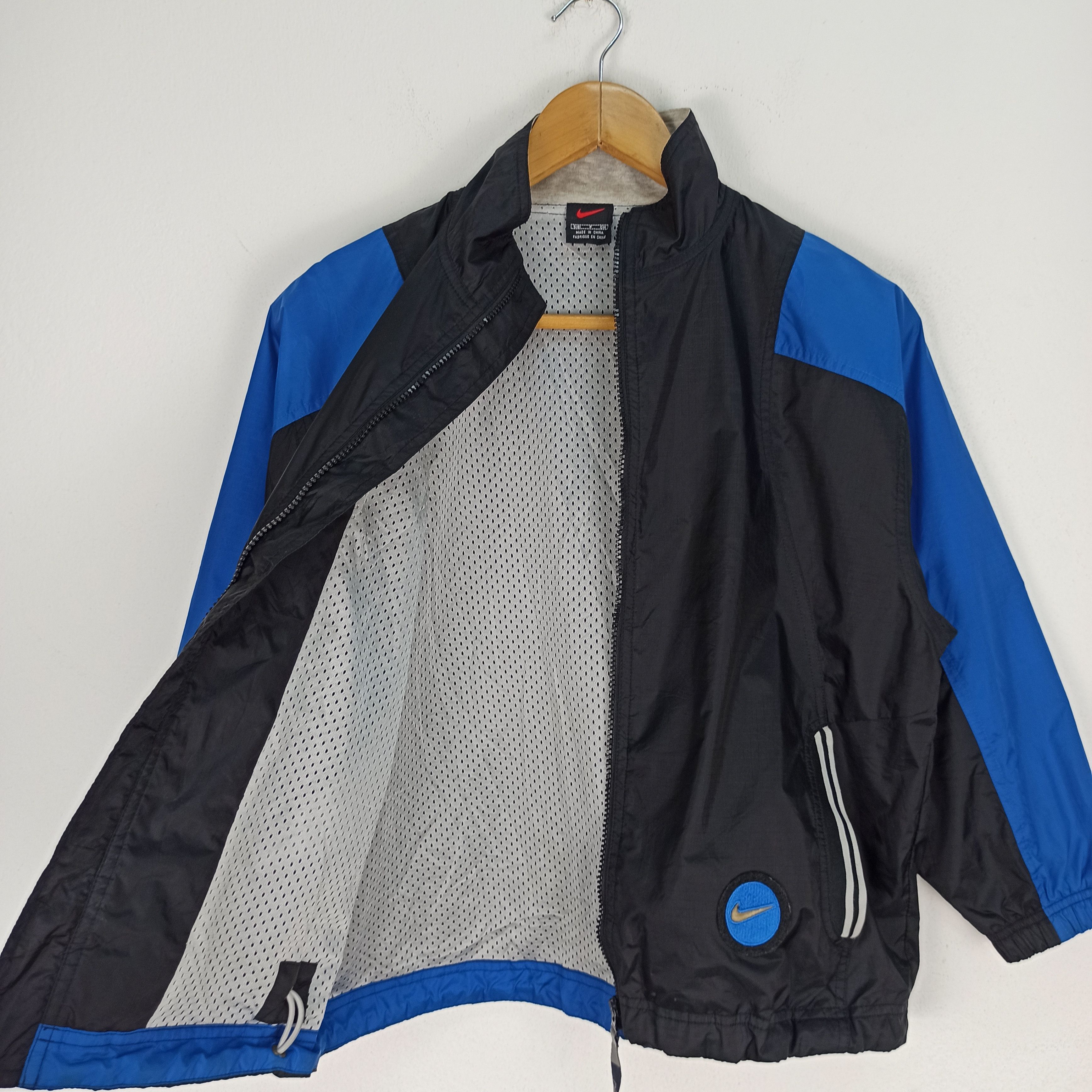 Nike 🔥Vintage🔥 Nike Jacket for Kids Size US S / EU 44-46 / 1 - 5 Thumbnail