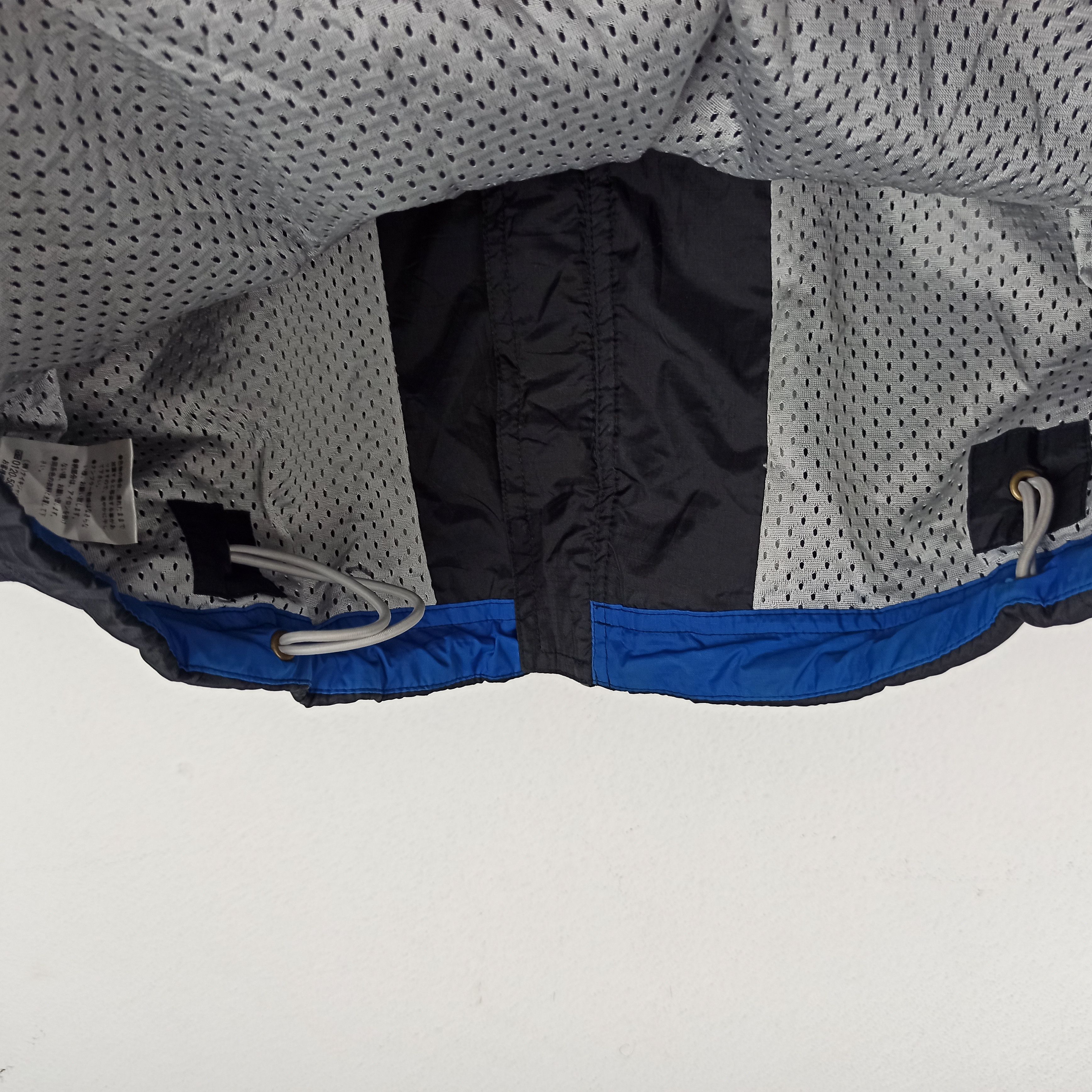 Nike 🔥Vintage🔥 Nike Jacket for Kids Size US S / EU 44-46 / 1 - 9 Thumbnail
