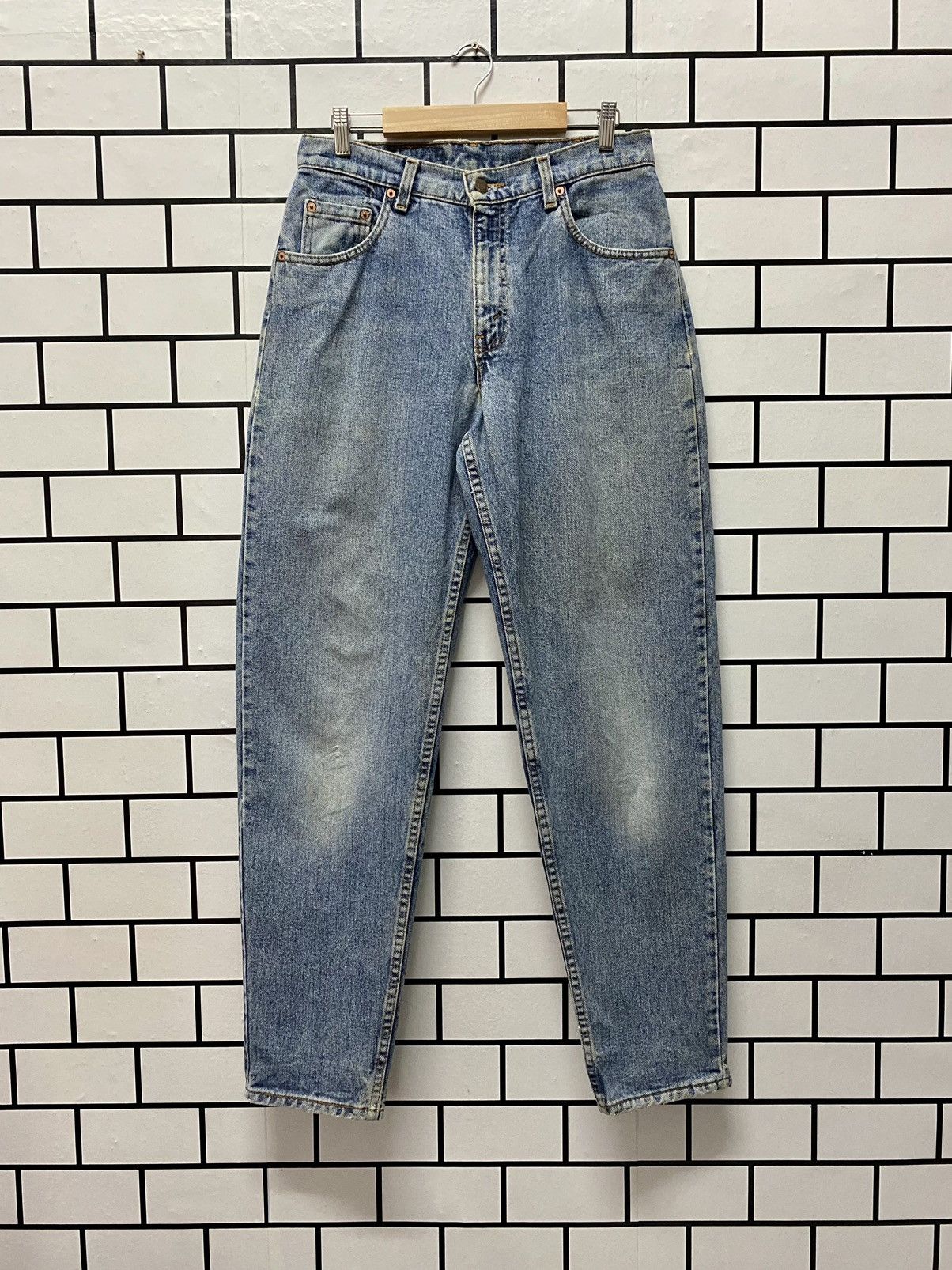 Levi's × Vintage Vintage Levis 560 Light Blue Stonewash Made in USA 30X32 Size US 30 / EU 46 - 1 Thumbnail