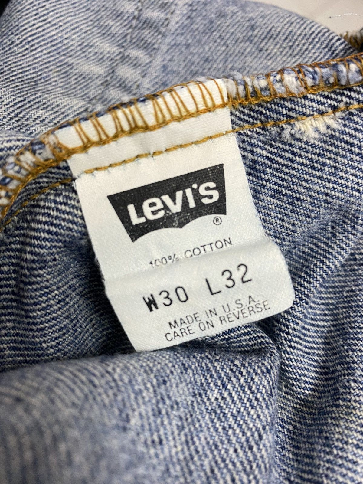 Levi's × Vintage Vintage Levis 560 Light Blue Stonewash Made in USA 30X32 Size US 30 / EU 46 - 14 Thumbnail