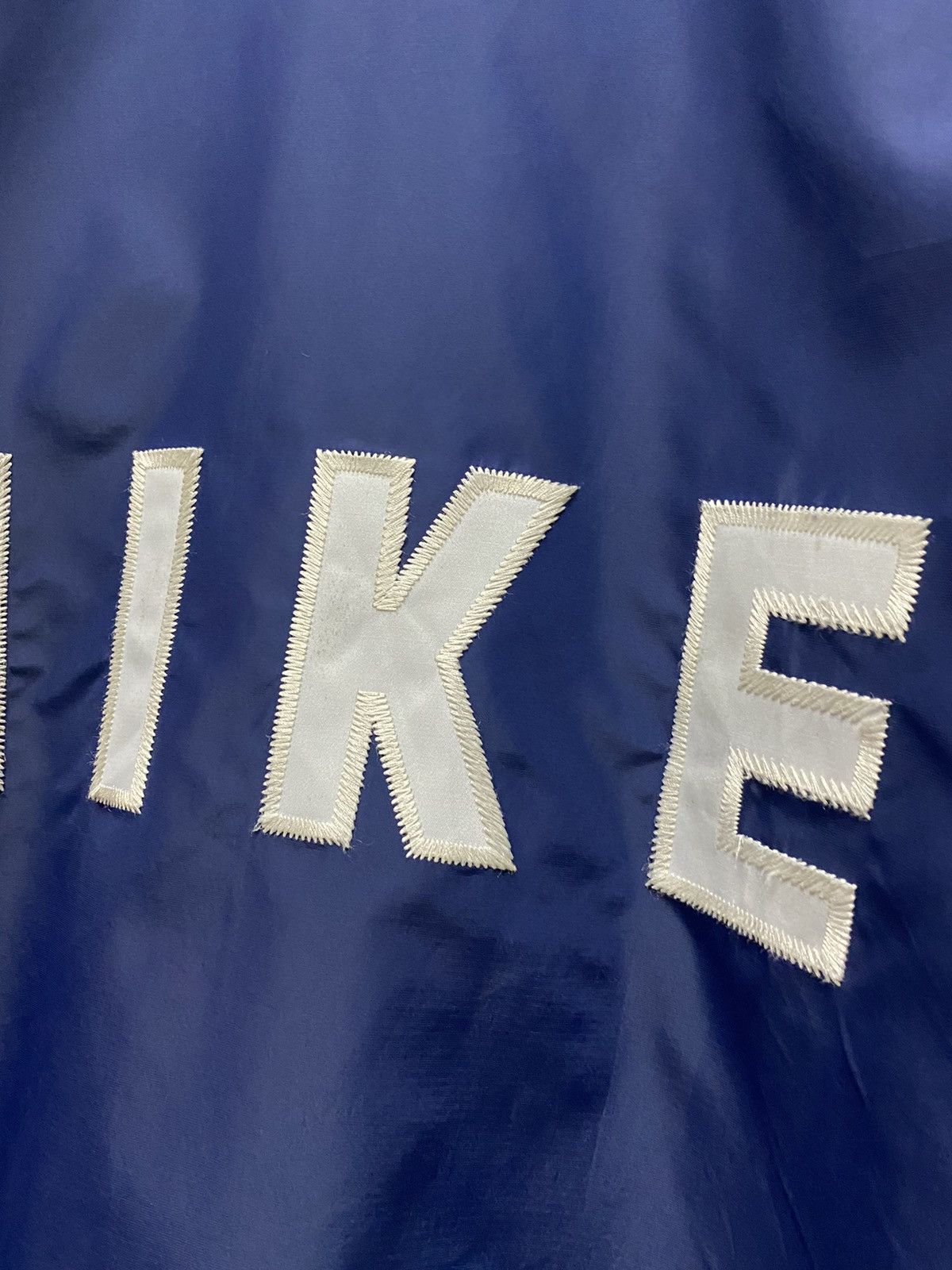 Nike × Vintage Vintage 90’s Nike Spell Out Embroidery quilt down jacket Size US L / EU 52-54 / 3 - 8 Thumbnail
