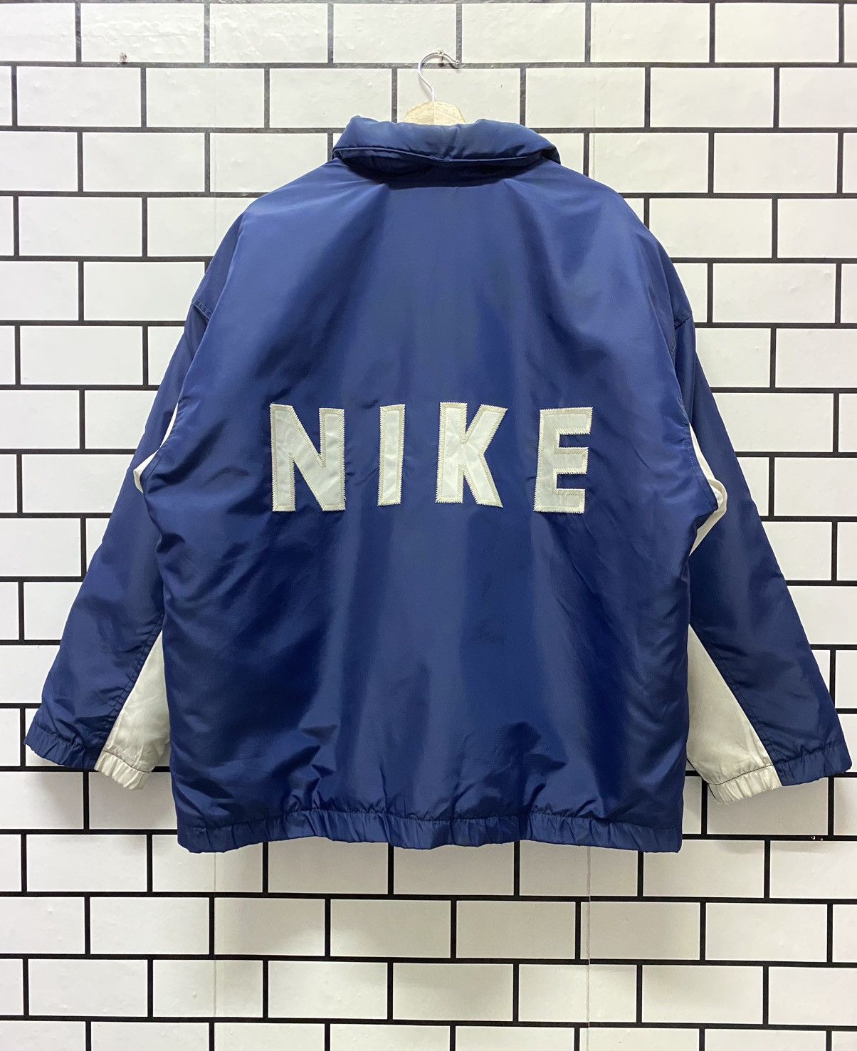 Nike × Vintage Vintage 90’s Nike Spell Out Embroidery quilt down jacket Size US L / EU 52-54 / 3 - 2 Thumbnail