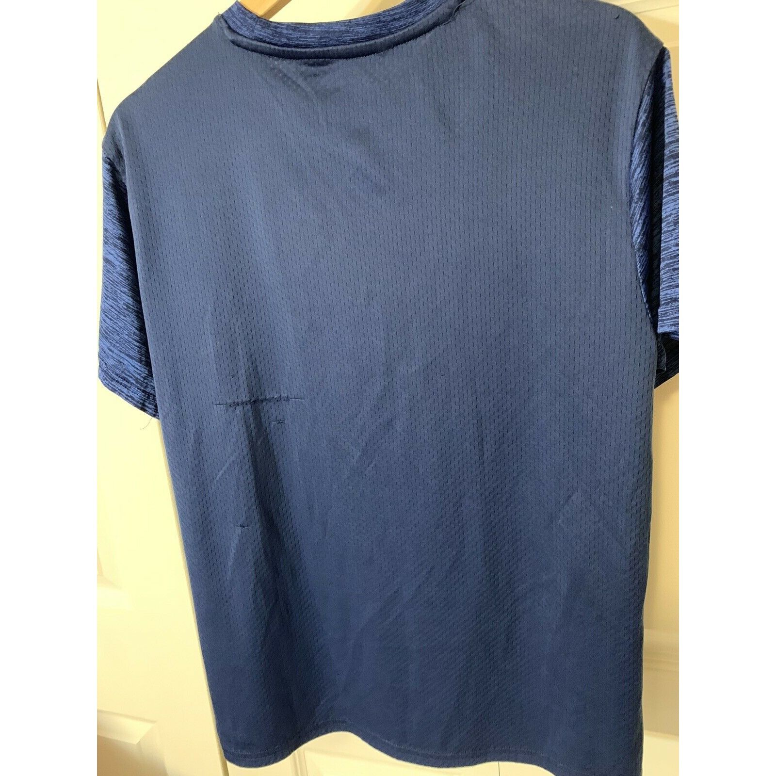 DC Comics Superman Blue Red T-shirt Short Sleeve Sz M Polyester Size US M / EU 48-50 / 2 - 5 Thumbnail