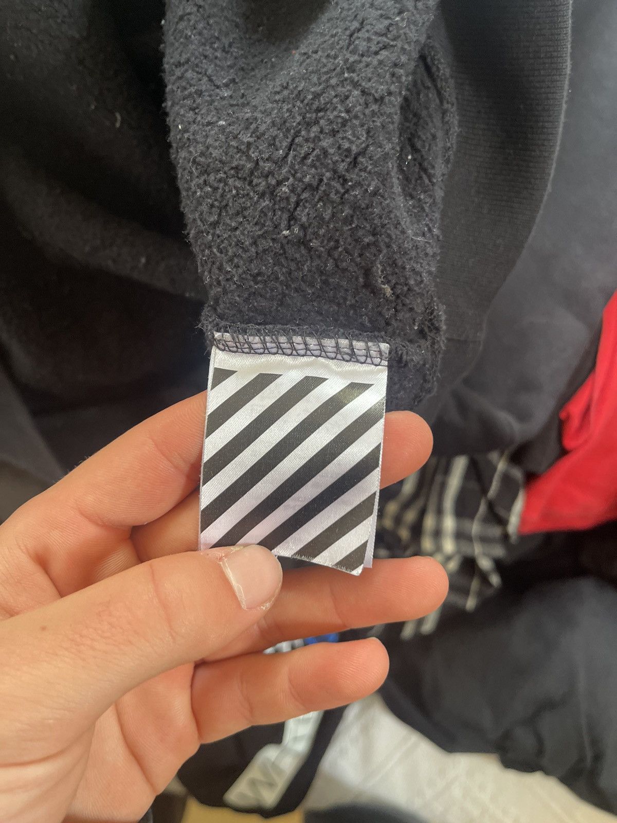 Off-White Off white wolf crewneck Size US M / EU 48-50 / 2 - 9 Thumbnail