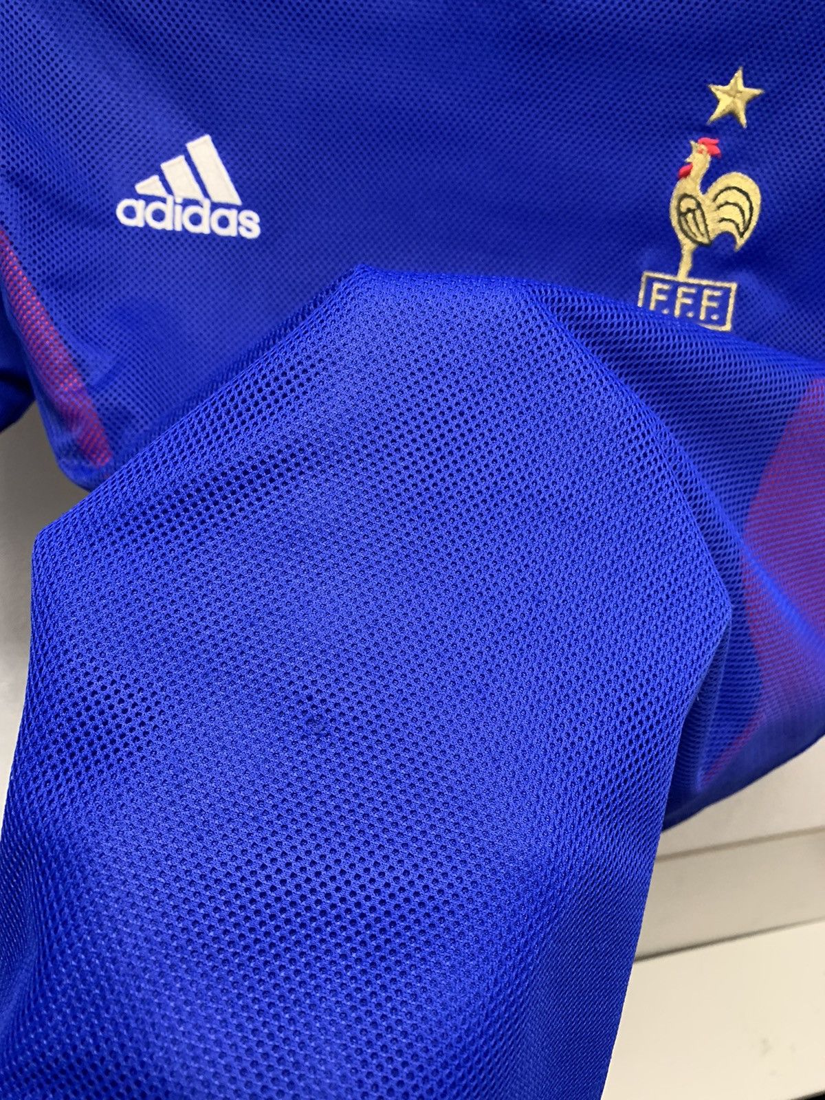 Adidas × Vintage Zidane 10 France Adidas vintage soccer jersey M-L 2002 2004 Size US M / EU 48-50 / 2 - 4 Thumbnail