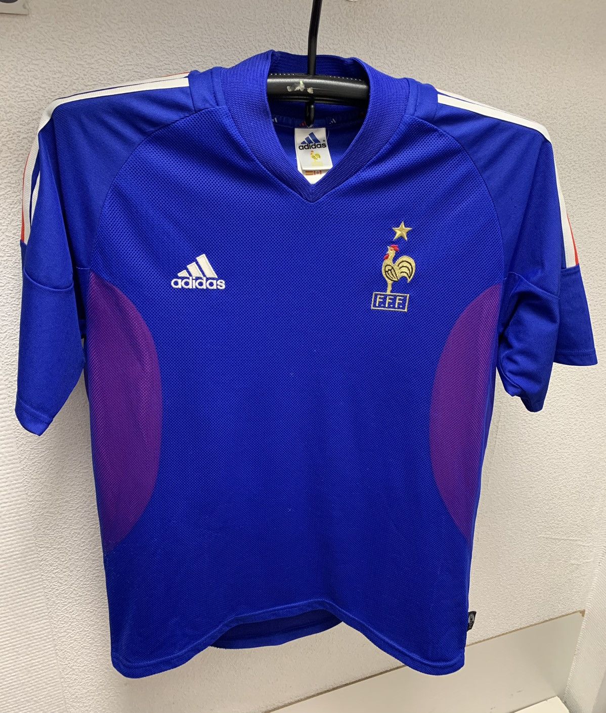 Adidas × Vintage Zidane 10 France Adidas vintage soccer jersey M-L 2002 2004 Size US M / EU 48-50 / 2 - 2 Thumbnail