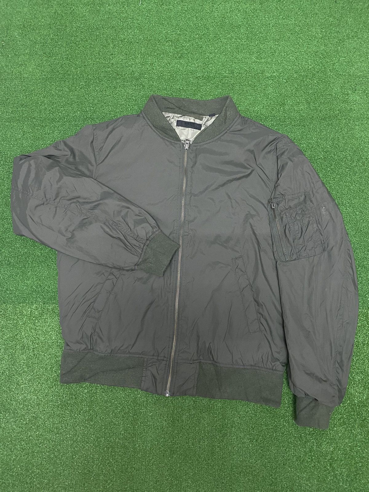 The North Face UNIQLO BOMBERS JACKET Size US L / EU 52-54 / 3 - 1 Thumbnail