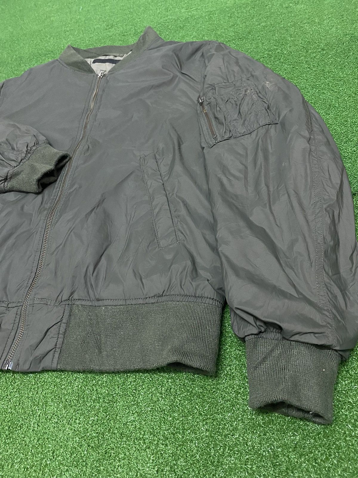 The North Face UNIQLO BOMBERS JACKET Size US L / EU 52-54 / 3 - 2 Thumbnail