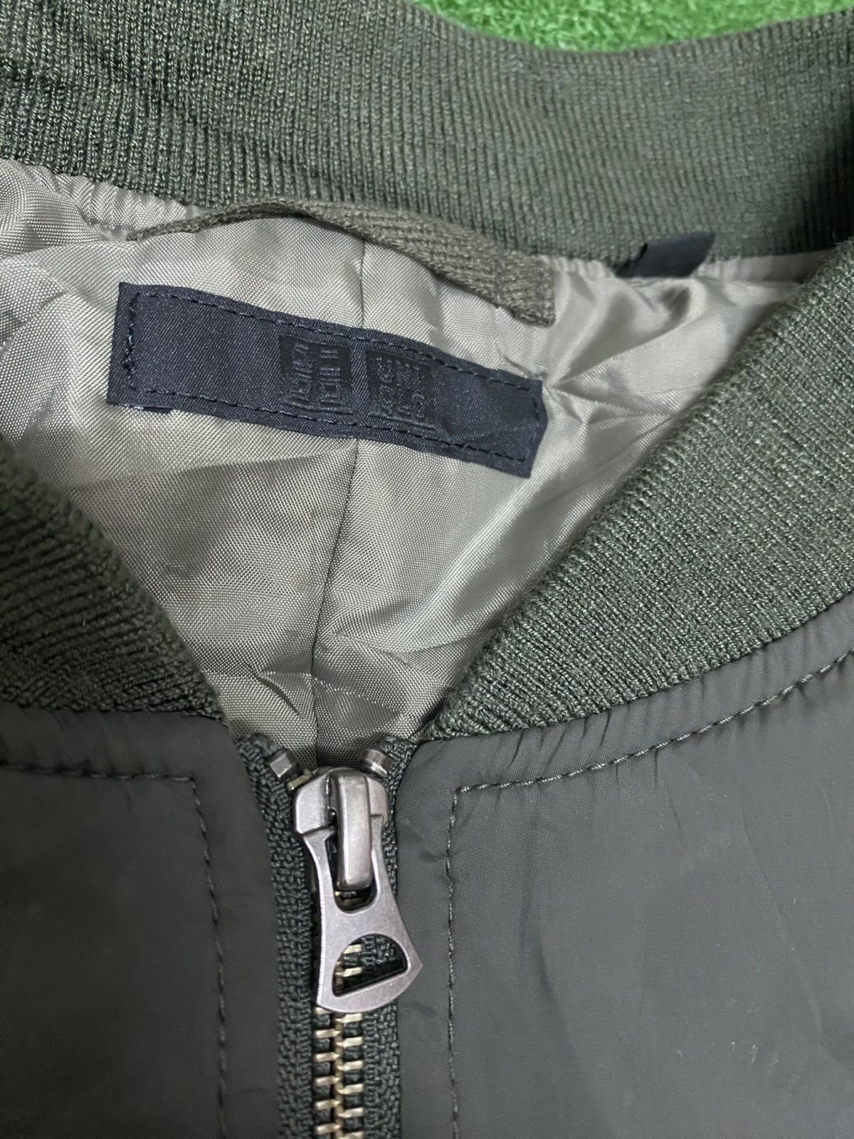 The North Face UNIQLO BOMBERS JACKET Size US L / EU 52-54 / 3 - 8 Thumbnail