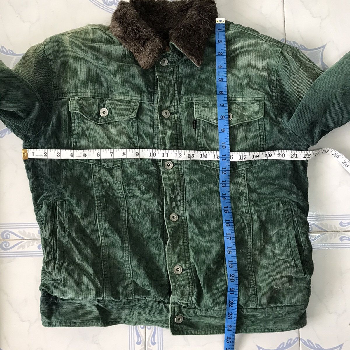 Beams Plus Vtg Sun Faded Beams Corduroy Trucker Style Jacket Size US L / EU 52-54 / 3 - 19 Thumbnail