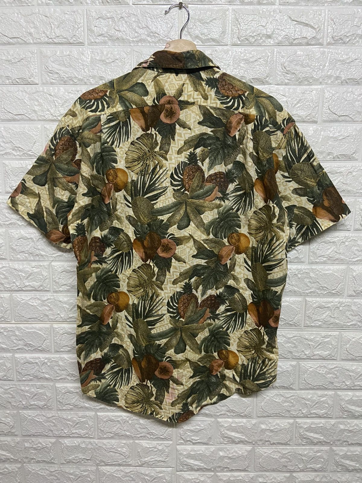 Designer × Japanese Brand × Vintage Vintage Jun Men Floral Full Print Camp Collar Shirt Japan Size US M / EU 48-50 / 2 - 2 Thumbnail