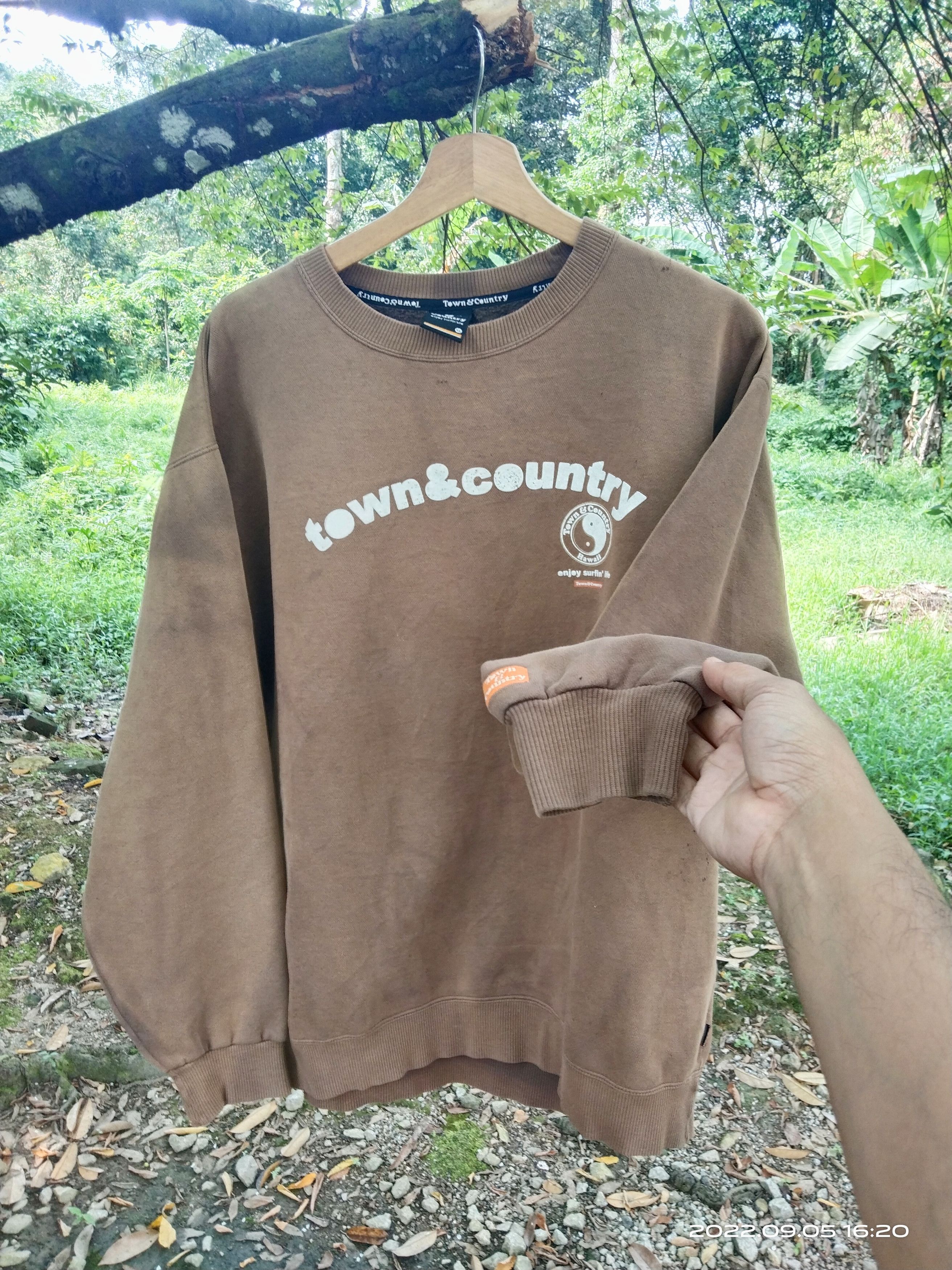 Vintage THRASH SUN FADED TOWN & CONTRY SWEATSHIRT Size US XL / EU 56 / 4 - 3 Thumbnail