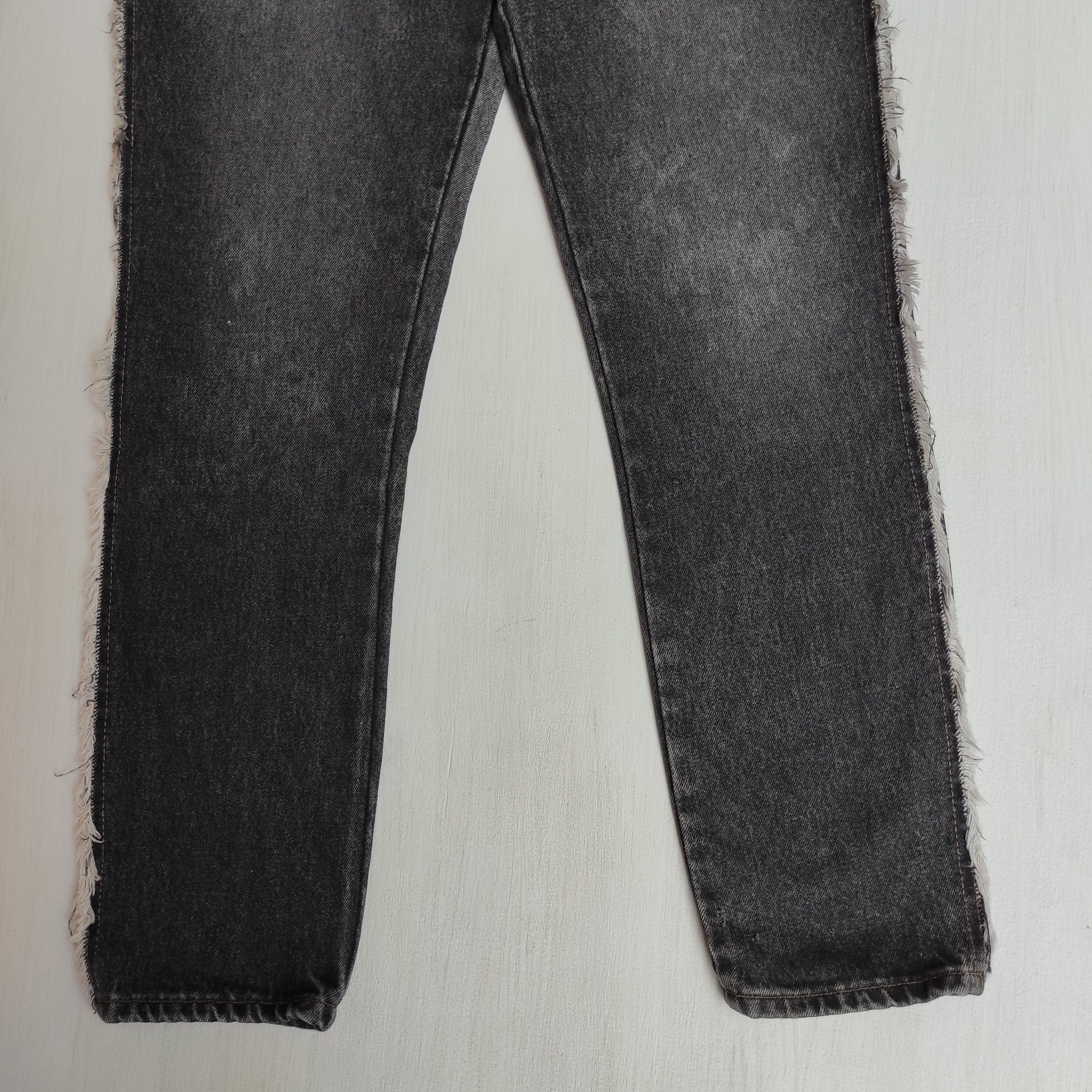 Vintage Ferre Jeans made in Italy nice design