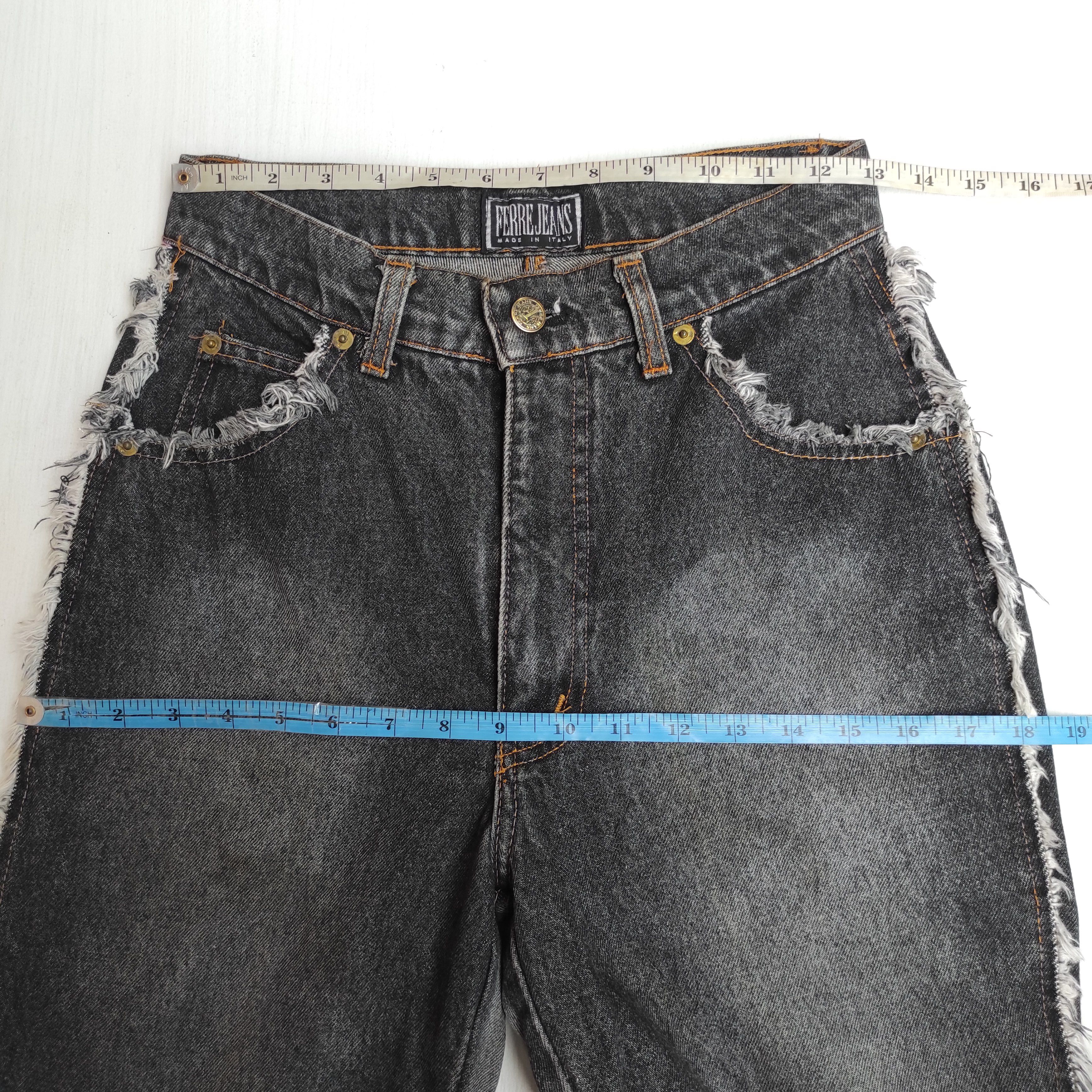 Vintage Ferre Jeans made in Italy nice design