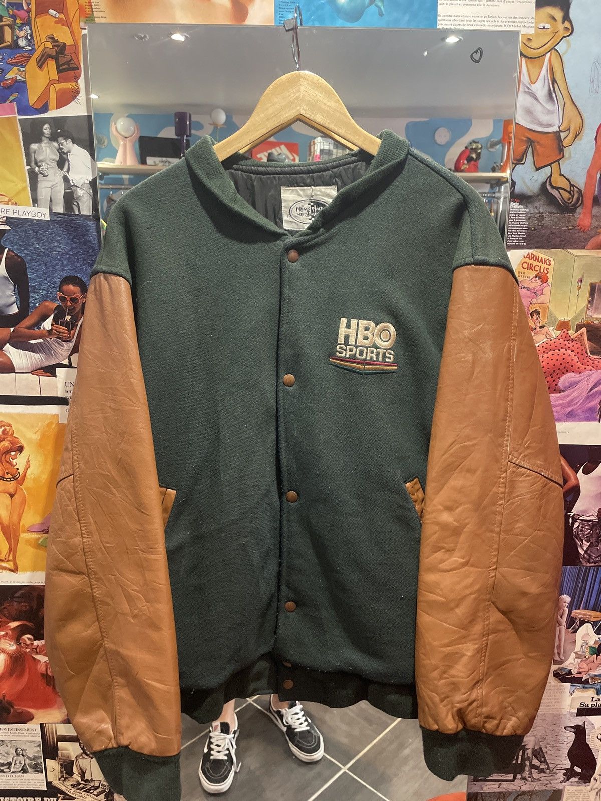 Streetwear × Vintage Jacket Vintage HBO Sports - L | Grailed