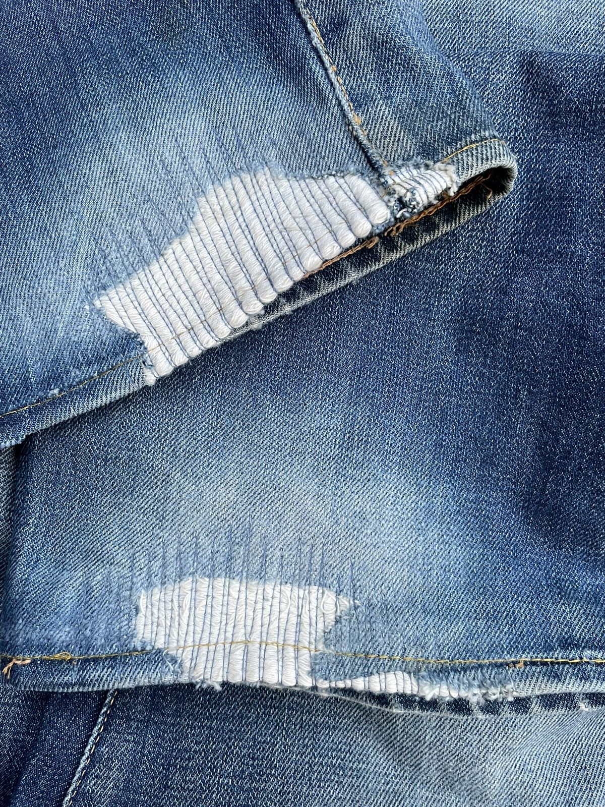 Levi's Vintage 2004 Levis 501 XX E 1937 Model Selvedge Distresed Size US 32 / EU 48 - 15 Thumbnail