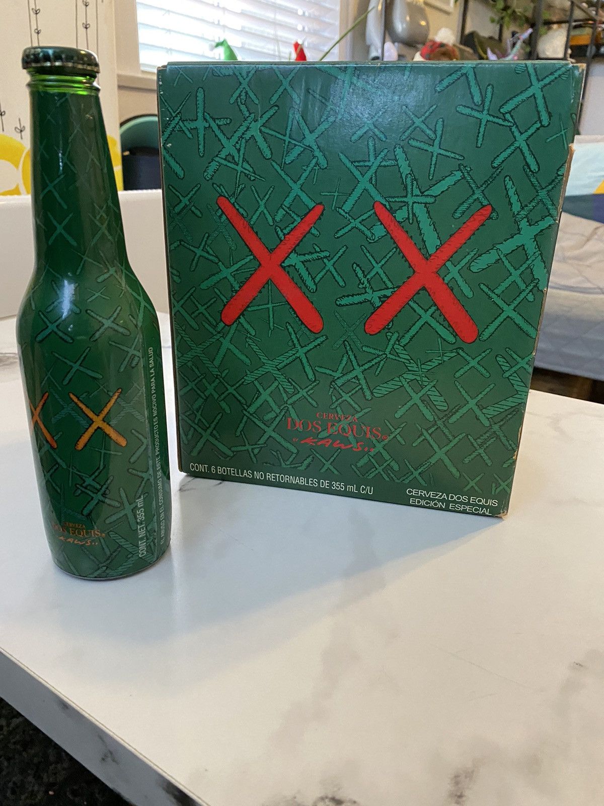 Kaws Kaws x Dos Equis 6 pack Size ONE SIZE - 1 Thumbnail