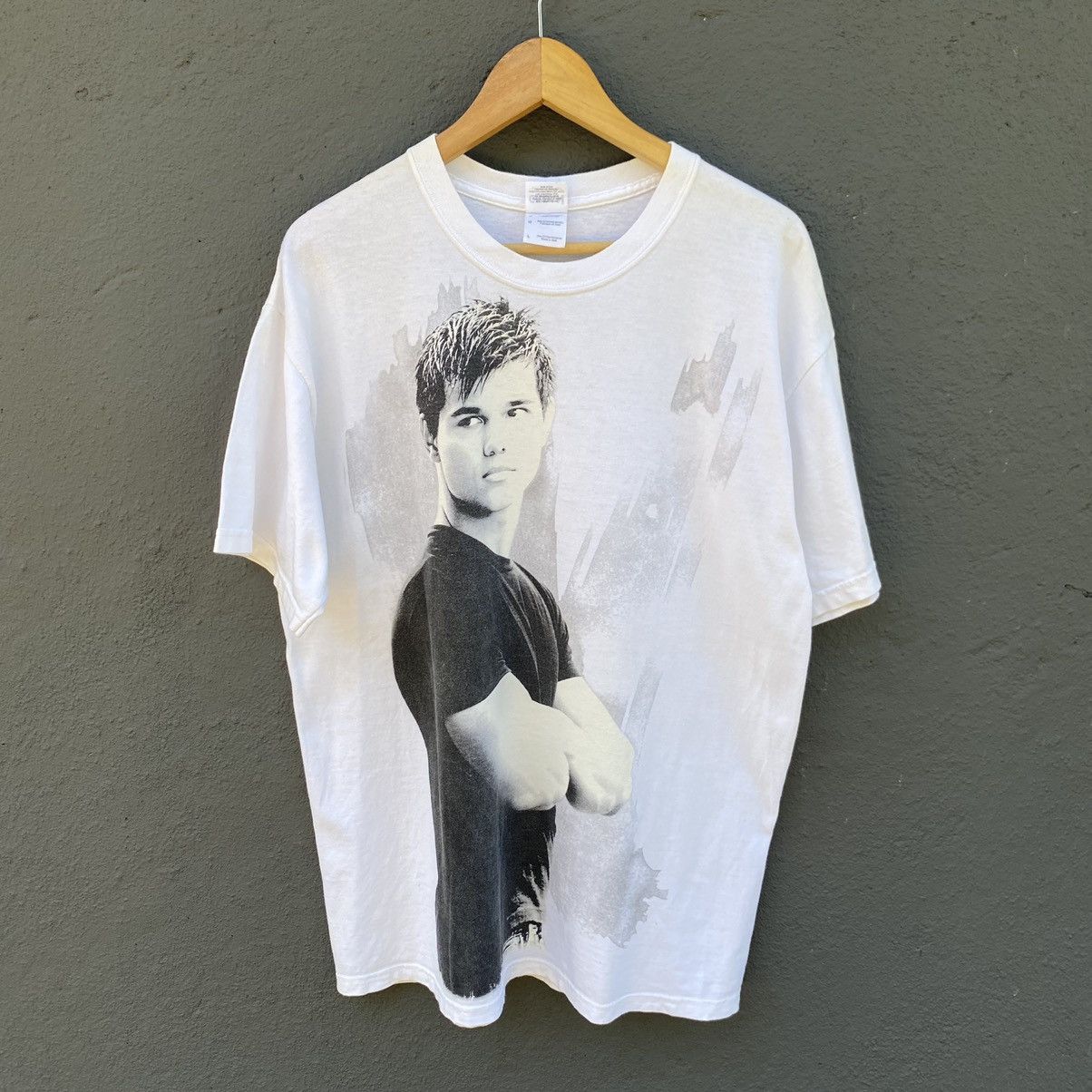 image of The Twilight Saga Eclipse Movie Tee in White, Men's (Size Large)
