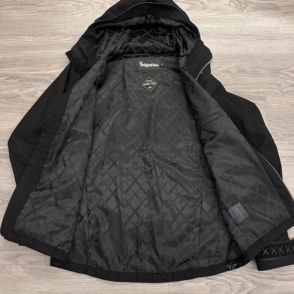 Kaws Kaws Original Fake Windstopper Gore-Tex Jacket Chompers XX Size US L / EU 52-54 / 3 - 4 Thumbnail