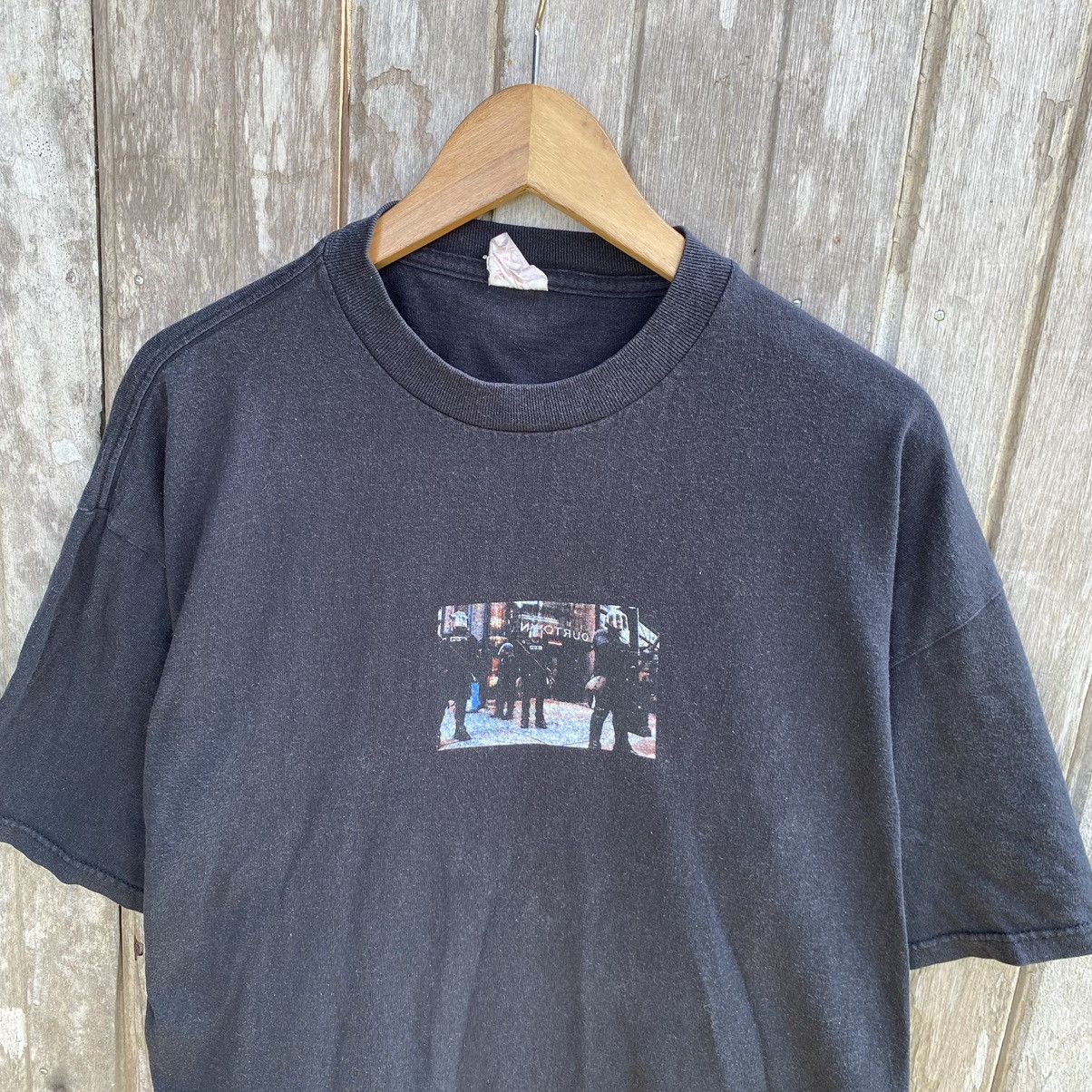 Vintage Thrashed Faded Vintage Lock Down Graphic ERD GRUNGE TEE Size US XL / EU 56 / 4 - 1 Thumbnail